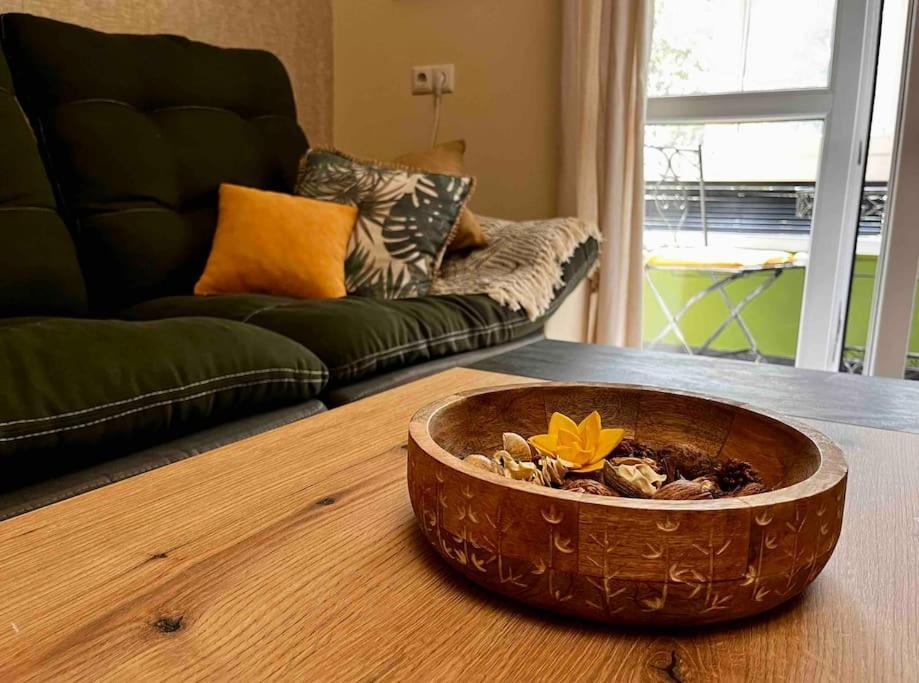 Cozy 2Br Oasis In Central Burgas Exterior foto